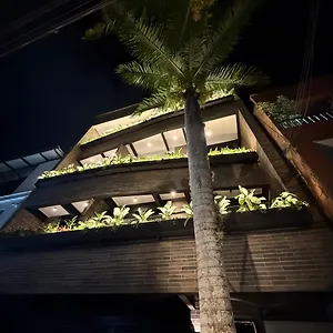  Apartahotel Foret Lofts